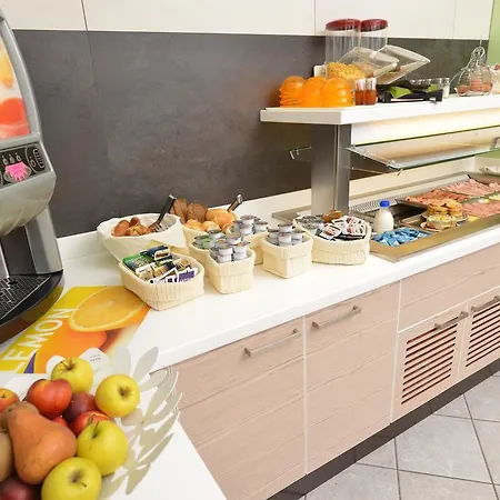 Etna 3* ליגננו סביאדורו