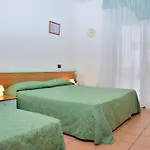 Hotel Etna 3*