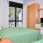 Hotel Etna 3*