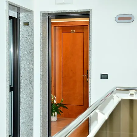 فندق Etna لينانو سابيادورو