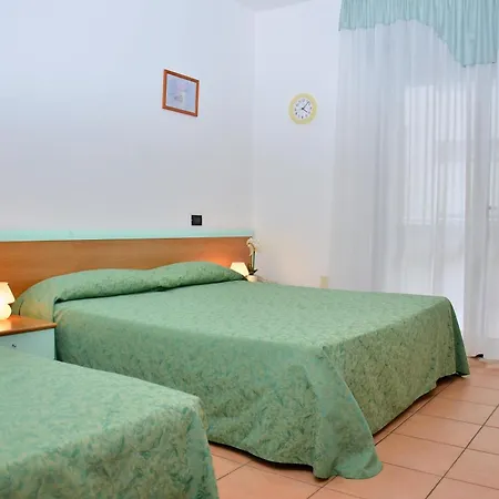 Hotel Etna 3*