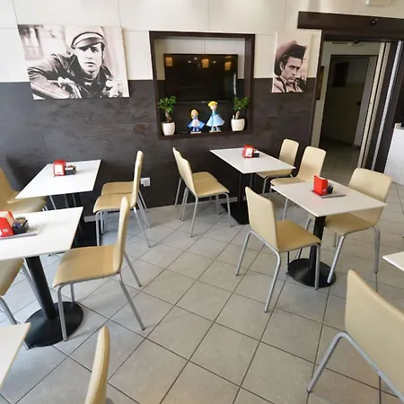 Etna Hotel 3*
