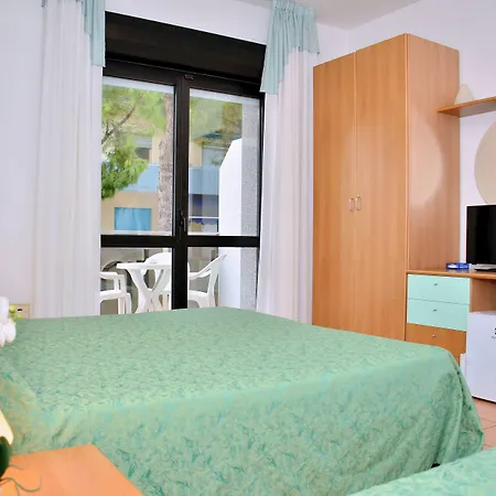Hotel Etna 3*