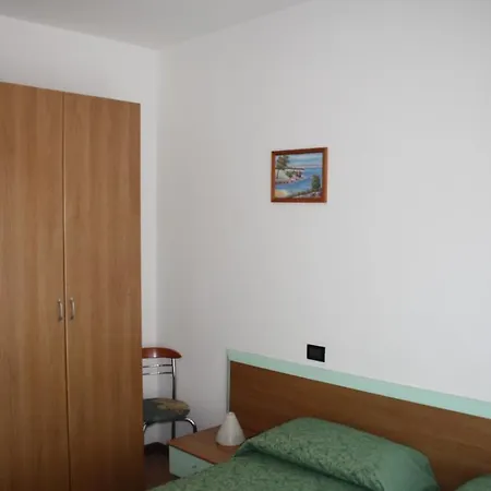 Etna لينانو سابيادورو